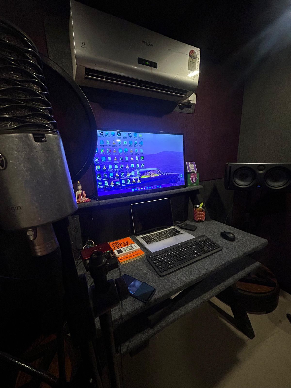 Desk with microphone and session screen